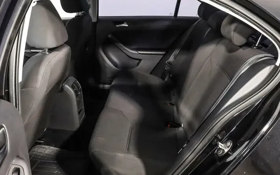 Volkswagen Jetta 1.60 автоматическая, фото №7