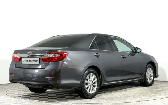 Toyota Camry 2.50 автоматическая, фото №2