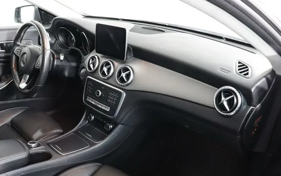 Mercedes-Benz CLA 1.60 робот, фото №6