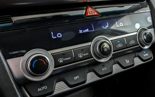 Hyundai Elantra 1.60 автоматическая, фото №8