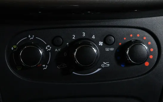 Renault Logan 1.60 автоматическая, фото №8