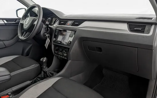 Skoda Rapid 1.60 механика, фото №5