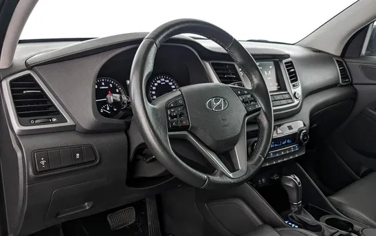 Hyundai Tucson 2.00 автоматическая, фото №9