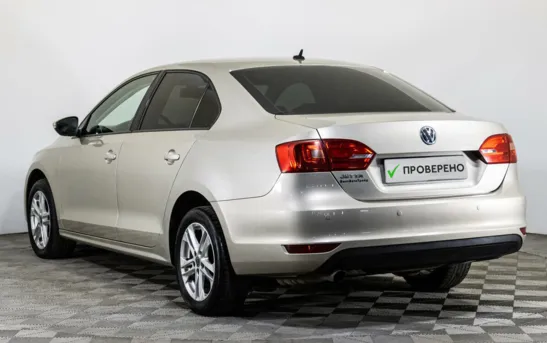 Volkswagen Jetta 1.60 автоматическая, фото №4
