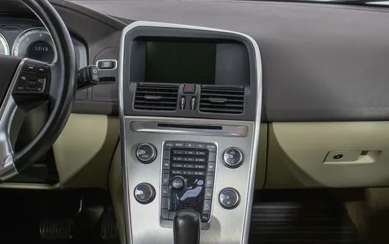 Volvo XC60 2.40 автоматическая, фото №10