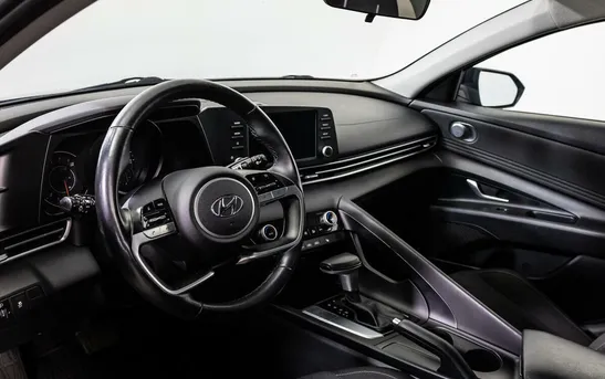 Hyundai Elantra 2.00 автоматическая, фото №6