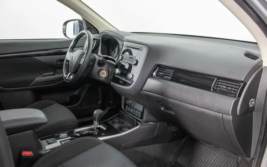 Mitsubishi Outlander 2.00 вариатор, фото №5