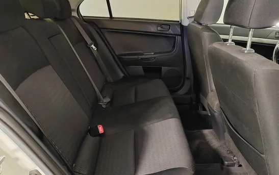 Mitsubishi Lancer 1.60 механика, фото №6