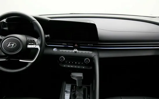 Hyundai Elantra 1.60 автоматическая, фото №7