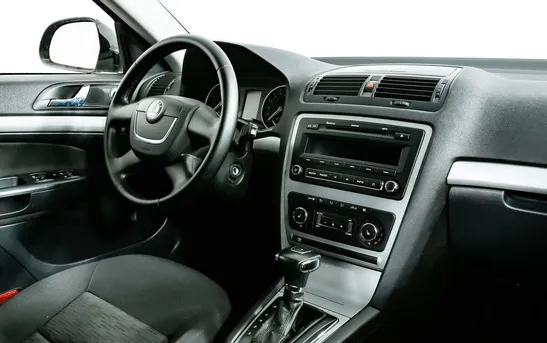 Skoda Octavia 1.60 автоматическая, фото №6