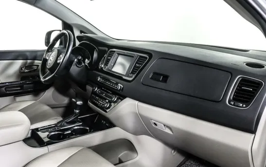 Kia Carnival 2.20 автоматическая, фото №6