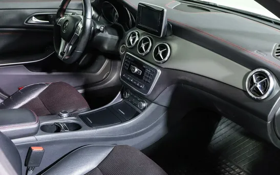 Mercedes-Benz CLA 1.60 робот, фото №6