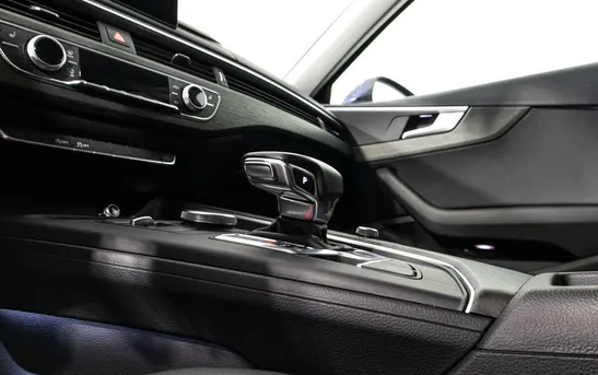 Audi A4 1.40 робот, фото №13