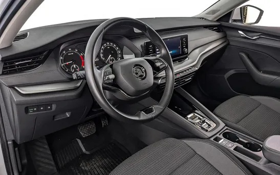 Skoda Octavia 1.60 автоматическая, фото №6