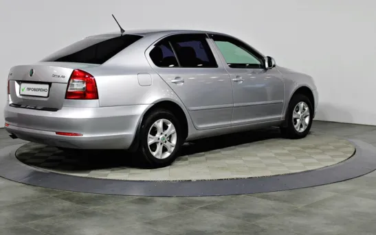 Skoda Octavia 1.60 механика, фото №2