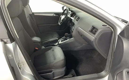Volkswagen Jetta 1.60 автоматическая, фото №7