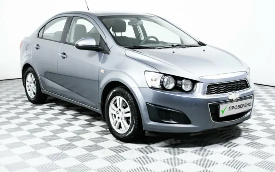 Chevrolet Aveo 1.60 автоматическая, фото №3