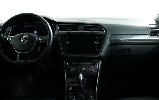 Volkswagen Tiguan 2.00 робот, фото №5