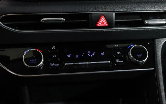 Hyundai Sonata 2.00 автоматическая, фото №17