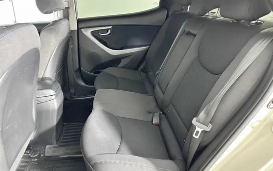 Hyundai Elantra 1.60 автоматическая, фото №8