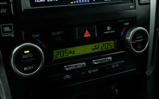 Toyota Camry 3.50 автоматическая, фото №9