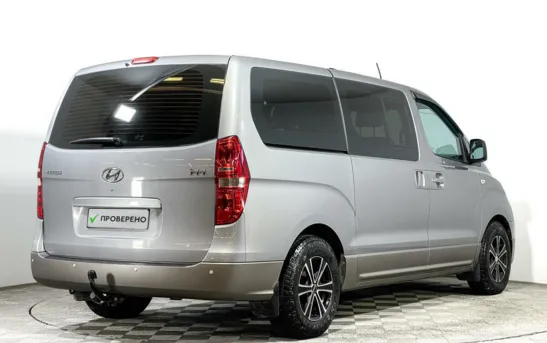 Hyundai H-1 2.50 автоматическая, фото №2