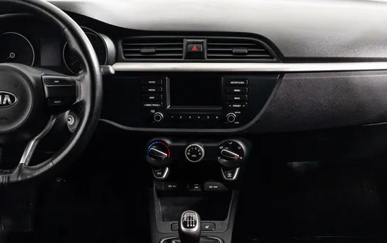 Kia Rio 1.60 механика, фото №8
