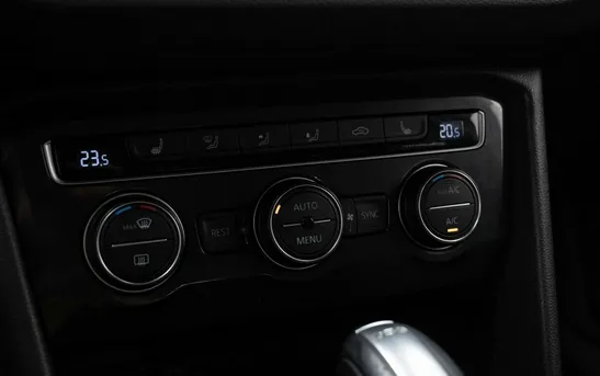 Volkswagen Tiguan 2.00 робот, фото №10