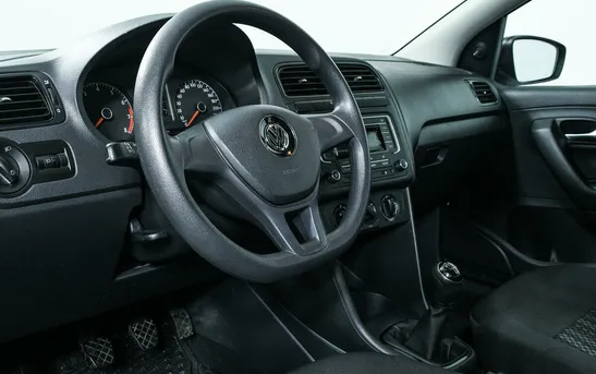 Volkswagen Polo 1.60 механика, фото №7