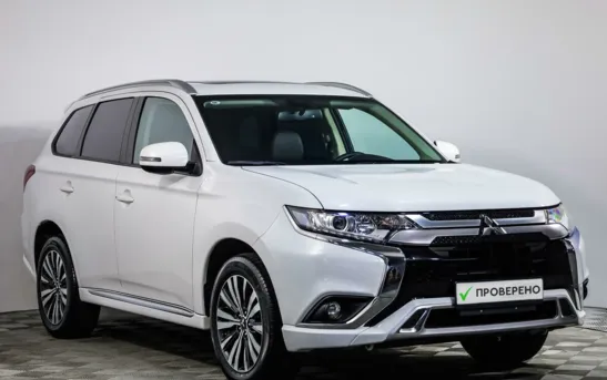 Mitsubishi Outlander 2.00 вариатор, фото №3
