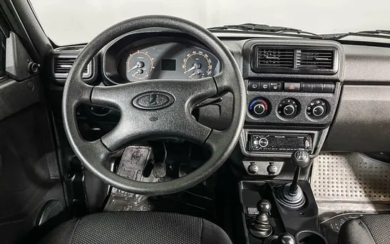 Lada (ВАЗ) Niva Legend 1.70 механика, фото №8