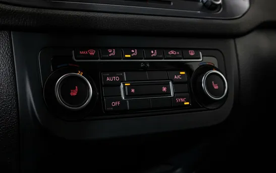 Volkswagen Tiguan 2.00 автоматическая, фото №9