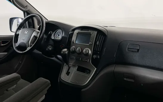 Hyundai H-1 2.50 автоматическая, фото №5