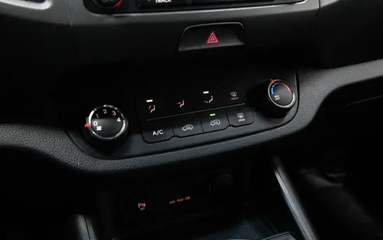 Kia Sportage 2.00 механика, фото №12