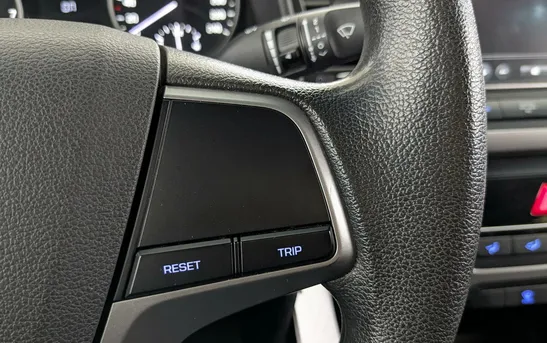 Hyundai Elantra 1.60 автоматическая, фото №12