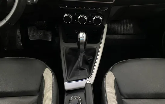 Renault Arkana 1.30 вариатор, фото №9