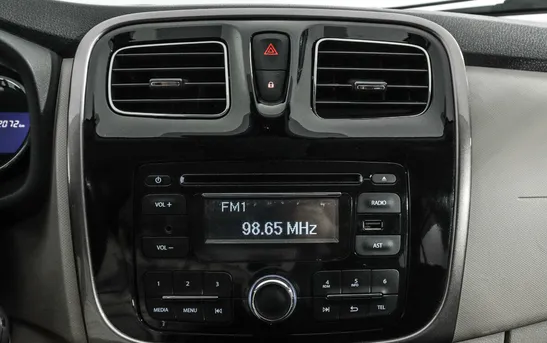 Renault Logan 1.60 механика, фото №7