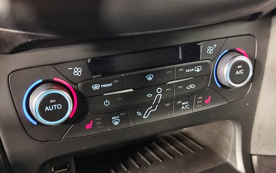 Ford Focus 1.50 автоматическая, фото №16