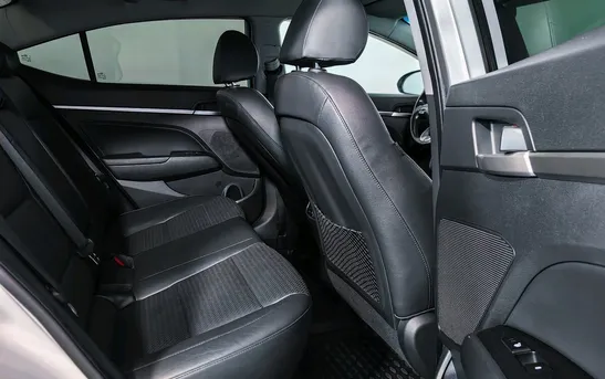 Hyundai Elantra 2.00 автоматическая, фото №8
