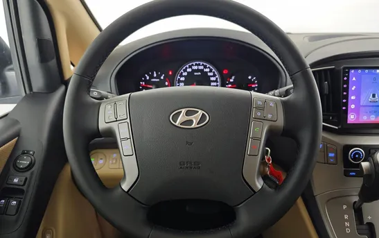 Hyundai H-1 2.50 автоматическая, фото №9