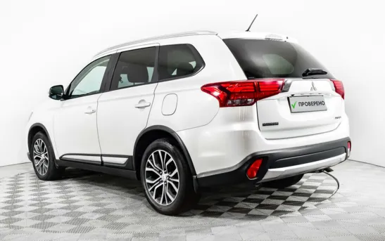 Mitsubishi Outlander 2.00 вариатор, фото №4
