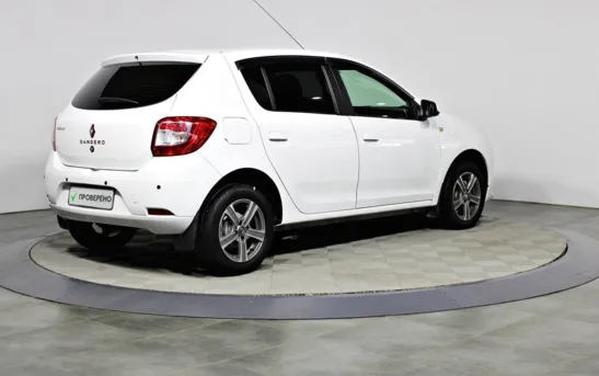 Renault Sandero 1.60 механика, фото №2