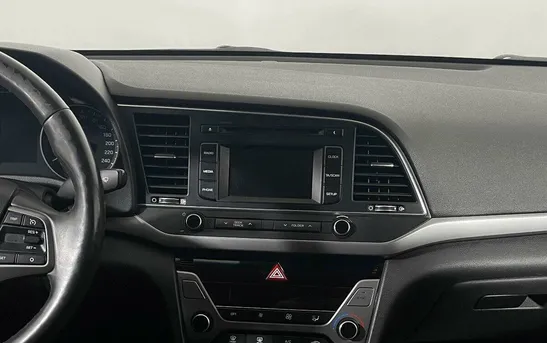 Hyundai Elantra 2.00 автоматическая, фото №7