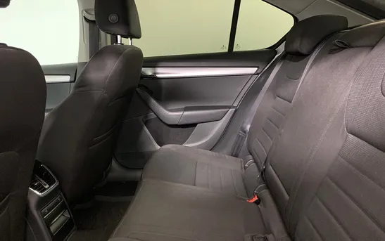 Skoda Octavia 1.80 робот, фото №7